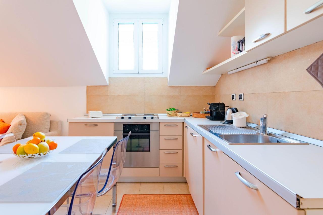 Ca Maria Vittoria By Happyhostorino Apartment